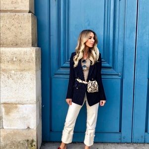 Meet your Posher, Jillian